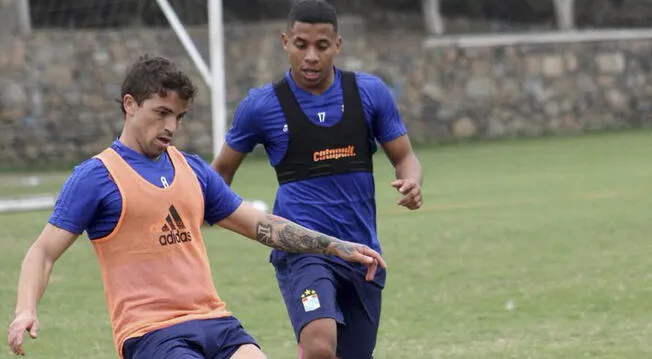 Gabriel Costa y Flavio Gómez en un entrenamiento de Sporting Cristal.