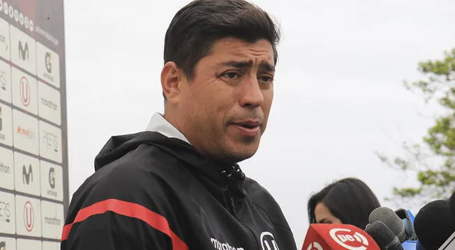 Nicolás Córdova, durante una conferencia de prensa en Campo Mar.