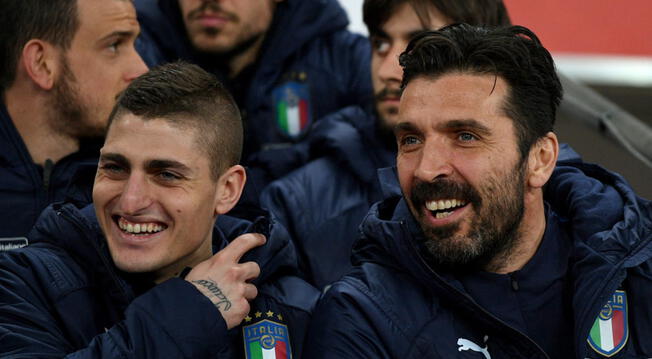 Marco Verratti y Gianluigi Buffon, en el banquillo de suplentes durante un juego de Italia.