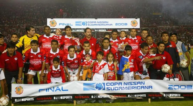 Copa Sudamericana: Cienciano recuperó todos los trofeos que ha ganado en su historia