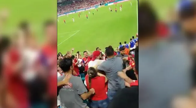 Perú vs Chile: aficionados de ambos países se pelearon en las tribunas durante el partido | Video | Amistosos Internacionales | Fecha FIFA.