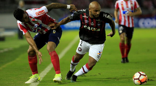 Junior empató con Atlético Paranaense en la primera final de la Copa Sudamericana.
