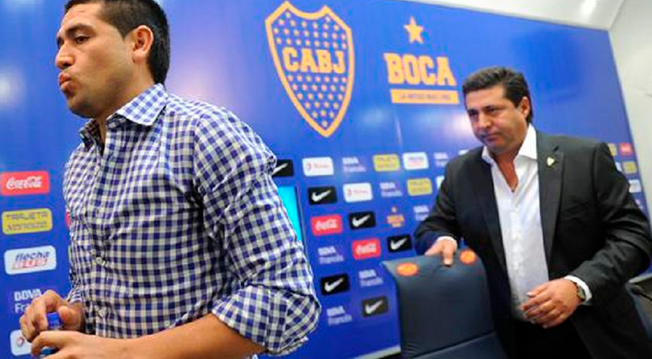 Presidente de Boca habló de la posibilidad de que Juan Román Riquelme tenga un cargo en el club.