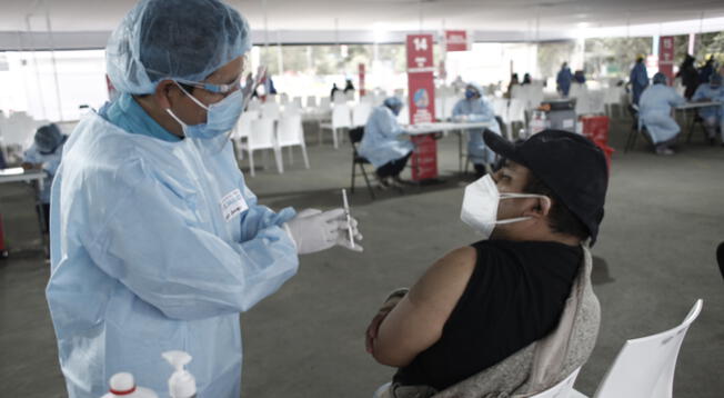Más de 8 millones de peruanos ya fueron vacunados contra la COVID-19
