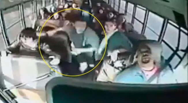 Chofer De Bus Escolar Se Desmayó Mientras Manejaba Y Niño Se Armó De