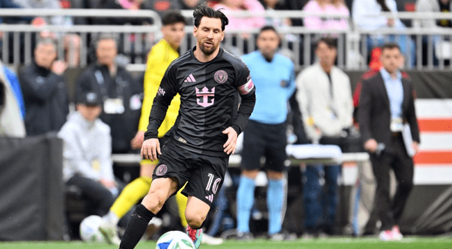  Lionel Messi y compañia han demostrado ser un equipo ganador, pese a los momentos difíciles, llegaron a la semifinal del torneo continental. Foto: AFP   