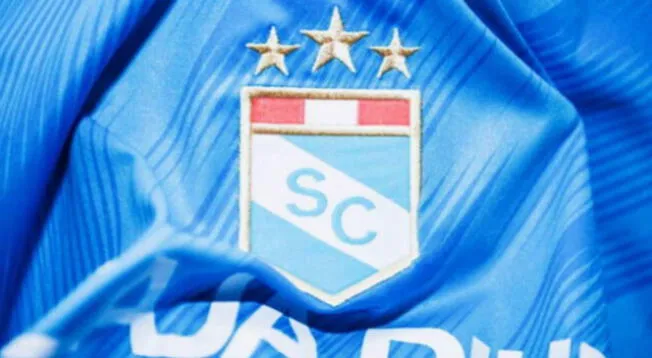 Futbolista dejó Cristal en pleno torneo e impacta con mensaje de despedida: "Agradecer de corazón..."