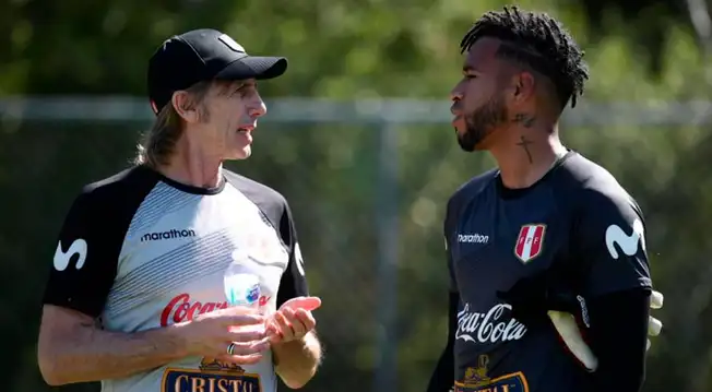 Gareca sorprendió a la prensa colombiana con comentario sobre Gallese: "Es un arquero de..."