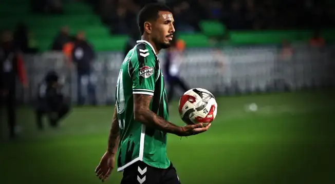 Sakaryaspor sorprende a Sergio Peña con duro mensaje sobre su futuro tras malos resultados Sakaryaspor sorprende a Sergio Peña con duro mensaje sobre su futuro tras malos resultados