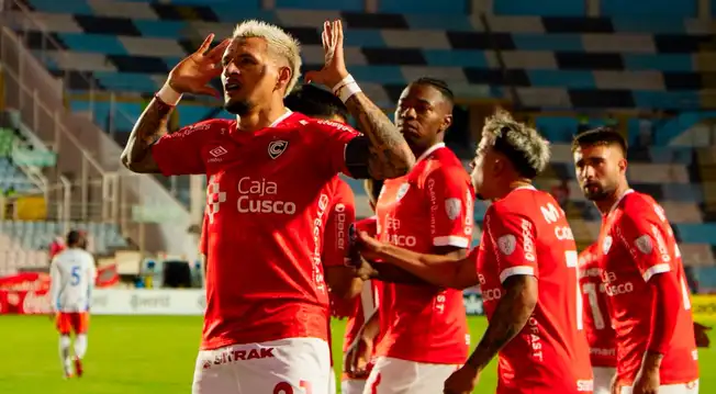 ¡Es el 'Papá! Cienciano ganó 2-0 a Puerto Cabello por la Copa Sudamericana 2026
