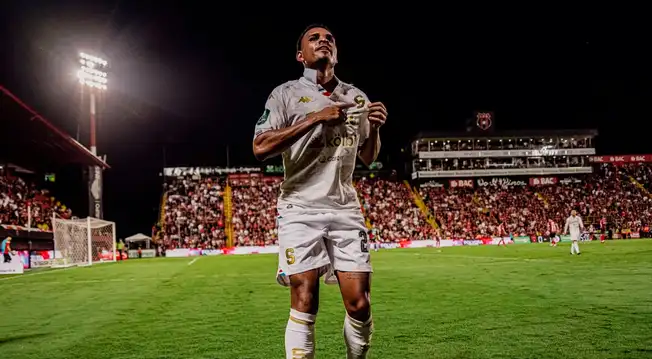Saprissa impuso respeto y venció 2-0 a Alajuelense por el clásico de la Liga Promerica