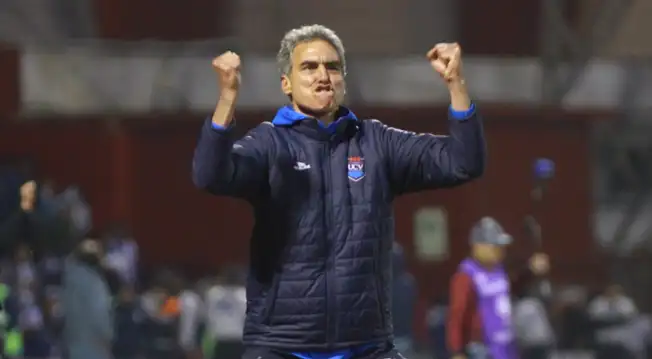 'Chemo' Del Solar dejó de ser técnico de Universidad César Vallejo por fuerte motivo 'Chemo' Del Solar dejó de ser técnico de Universidad César Vallejo por fuerte motivo