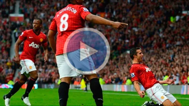 Robin van Persie se estrenó con un golazo en el Manchester United