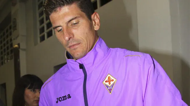 Universitario vs- Fiorentina: para Mario Gomez, el delantero Claudio Pizarro tiene para 3 años en Europa 