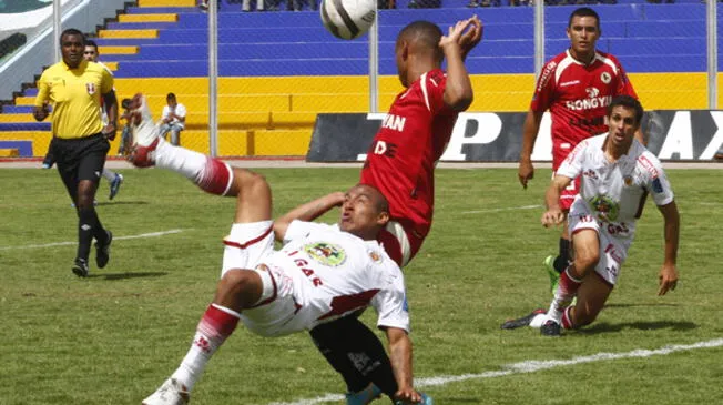 León de Huánuco e Inti Gas no pasaron del empate en el Heraclio Tapia.