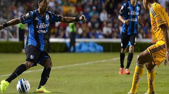 Querétaro vs. Tigres: Ronaldinho y el jugadón que generó la ovación del público