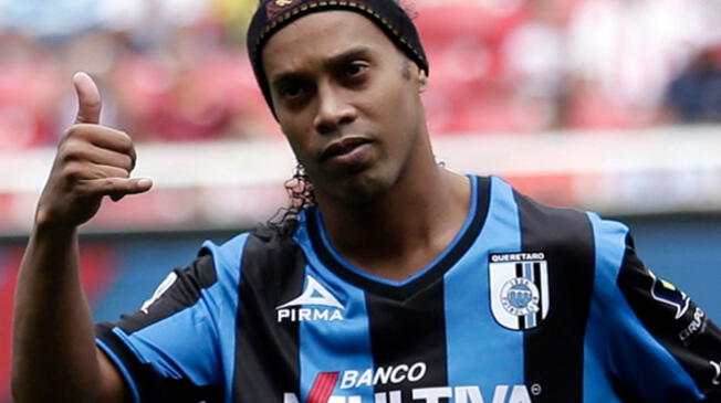 Ronaldinho no llega ni a un año en Querétaro y dejaría el club por la oferta de la MLS.