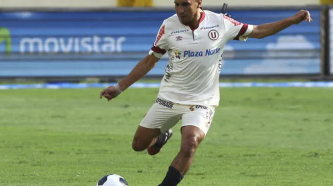Torres fue sacado por el técnico Oscar Ibáñez 