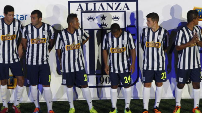 Alianza Lima jugará ante Fénix en su presentación.