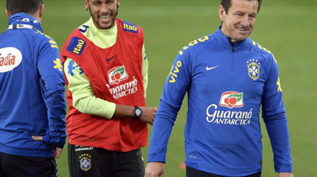 Neymar es el actual capitán de la seleccion brasileña.