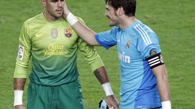 Víctor Valdés con Iker Casillas en un clásico Real Madrid vs. Barcelona.