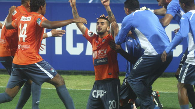 Víctor Cedrón celebra su gol a Alianza Lima en final del Torneo del Inca.