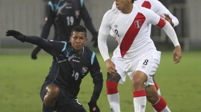 Rinaldo Cruzado se habría ganado un espacio en la selección peruana.