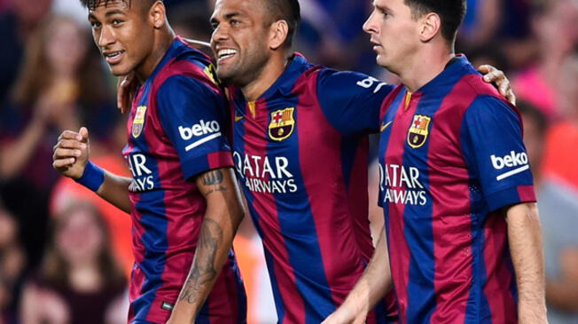 Barcelona: Dani Alves renovaría una temporada con el club y se haría público a fin de temporada. 