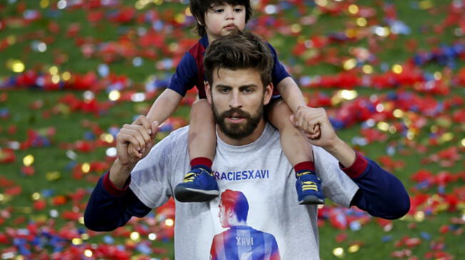 Barcelona: Gerard Piqué disfrutó viendo el primer gol de su hijo en el Camp Nou [VIDEO].