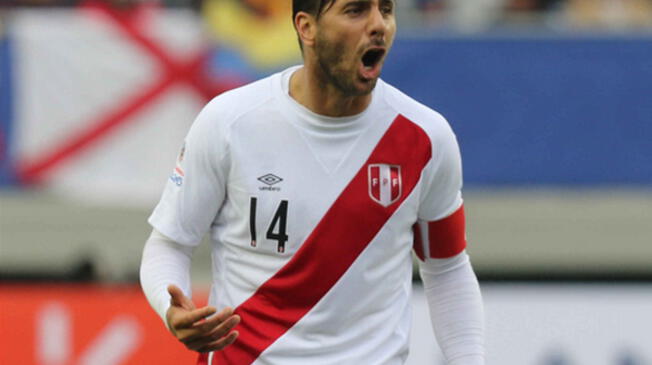 Claudio Pizarro es el futbolista peruano con más títulos en el extranjero.