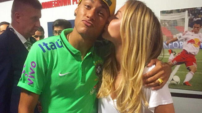 Neymar y la hermana gemela de la tenista Eugenie Bouchard se tomaron foto en Estados Unidos.