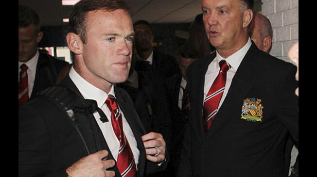Wayne Rooney sería uno de los cabecillas del motín contra Louis Van Gaal en el Manchester United.