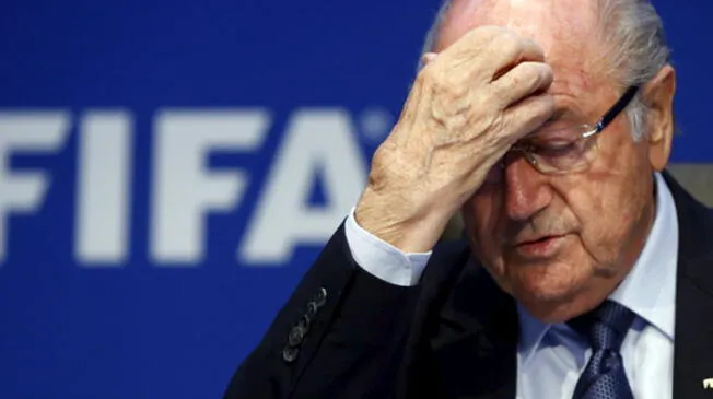 Blatter no podrá ejercer su presidencia en la FIFA durante tres meses
