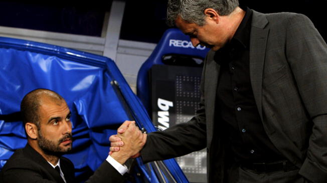 Josep Guardiola y Jose Mourinho profesan filosofías diferentes de juego.