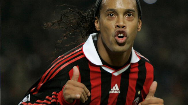 Ronaldinho en el Milan-2009
