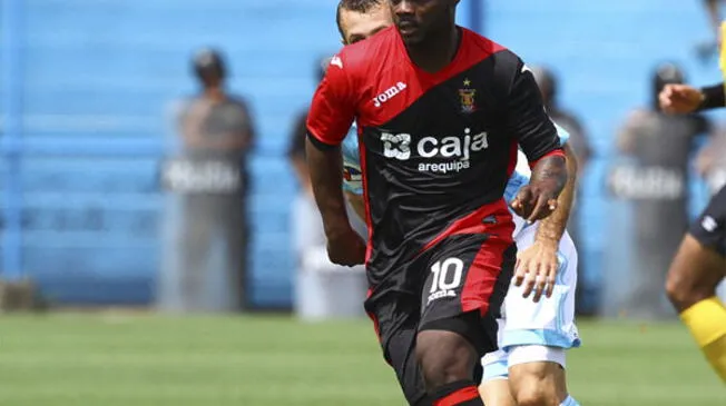 Johnnier Montaño jugó 42 partidos con Melgar este 2015 sin anotar goles.