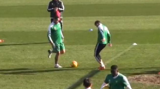 Juan Manuel Vargas y Joaquien Sánches en entrenamiento con el Real Betis