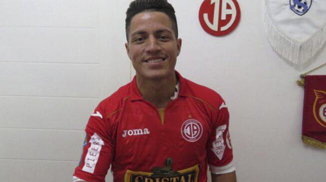Carlos Olascuaga jugará esta temporada en Juan Aurich. Llega del Académica de Portugal. 