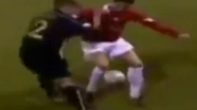 Cristiano Ronaldo sufre una huacha durante su etapa en el Manchester United. Cristiano Ronaldo sufre una huacha durante su etapa en el Manchester United.