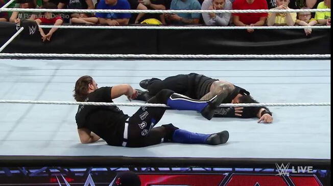 Gran maniobra de AJ Styles