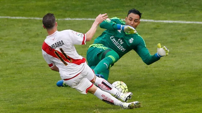 Real Madrid vs. Real Sociedad: Keylor Navas se 'vistió' de héroe para salvar su arco con esta 'atajada' 