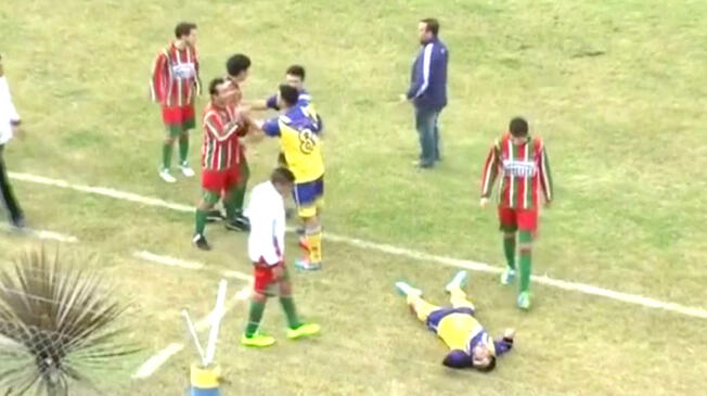  YouTube: futbolista muere tras recibir un rodillazo en la cabeza.