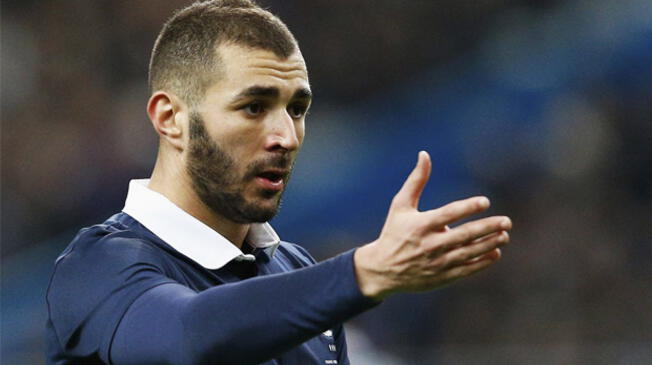 Karim Benzema está dolido por perderse la Eurocopa a disputarse en tierras francesas. 