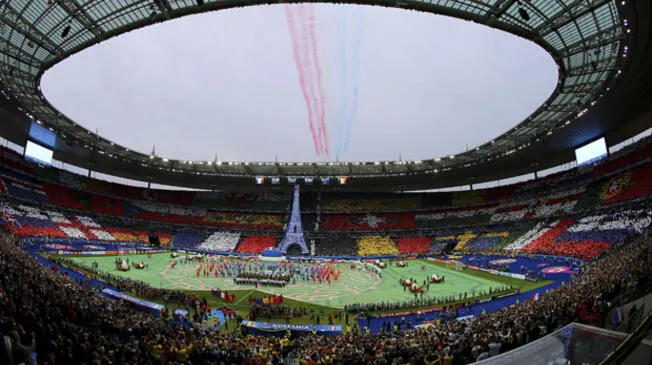 La Eurocopa comenzó ayer con el triunfo de Francia sobre Rumania (2-1). 