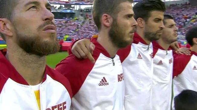 Gerard Piqué y su polémico gesto durante el himno de España.