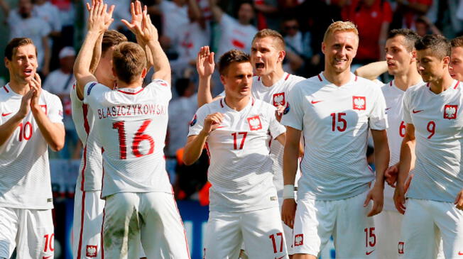 Eurocopa 2016: selección polaca celebraron clasificación a cuartos de final, hinchas suizos los agreden