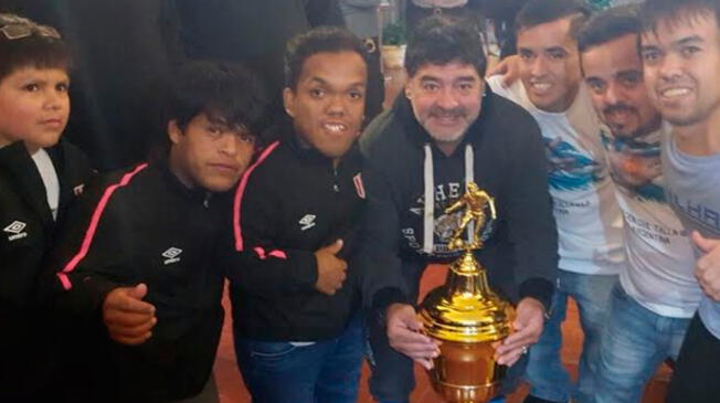 Diego Armando Maradona y selección peruana de talla baja son un ‘boom’ en Argentina 