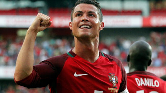Cristiano Ronaldo celebra un gol a Estonia en un amistoso previo a la Eurocopa 2016.