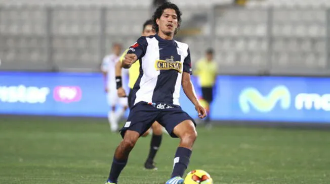 Óscar Vílchez durante su etapa en Alianza Lima.