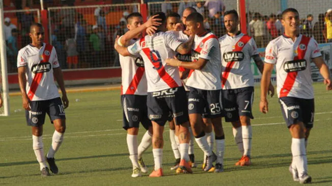 Deportivo Municipal firmó convenio para asumir total control del estadio Iván Elías Moreno de Villa El Salvador.